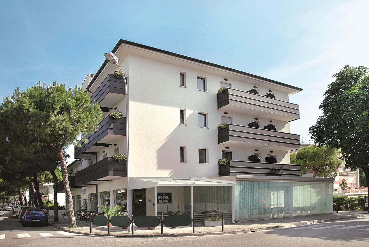 Hotel Elvia Lignano Sabbiadoro Exteriér fotografie